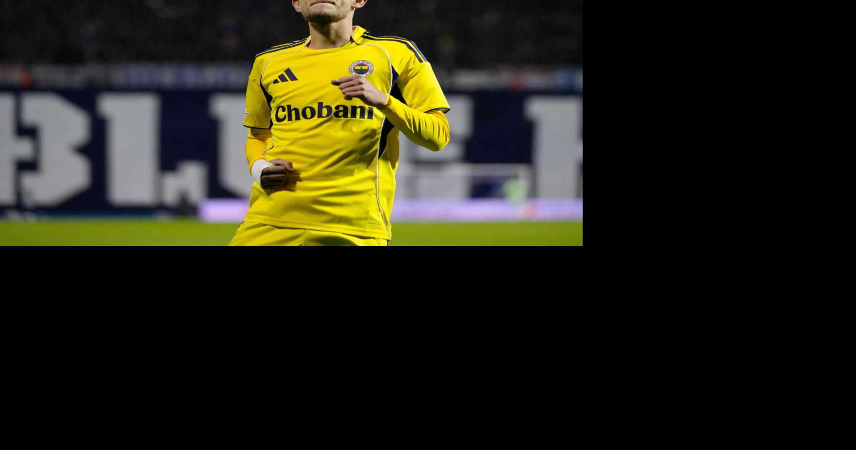 Marseille signs Netherlands midfielder Timber from Feyenoord. Rennes adds Szymanski from Fenerbahce