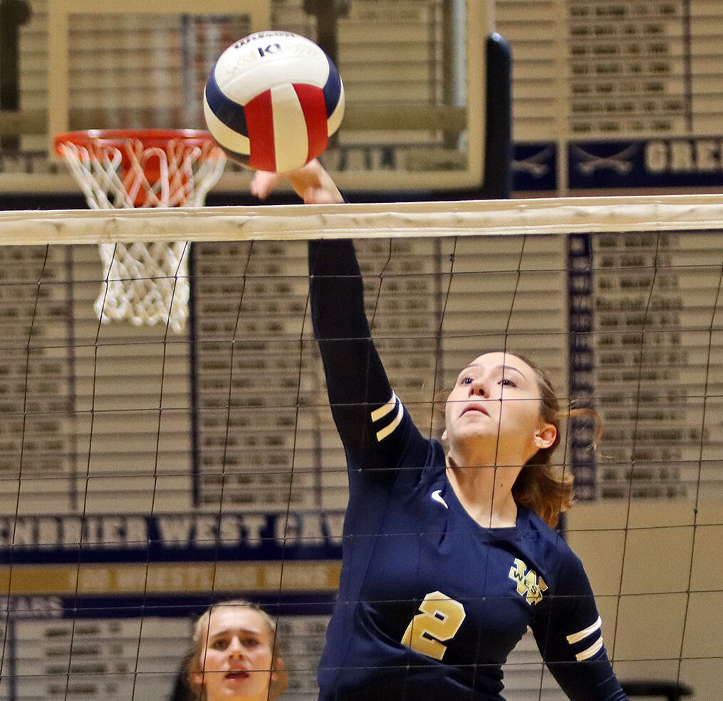 Claire Strobl leads Williamstown to a Class A three-peat in volleyball