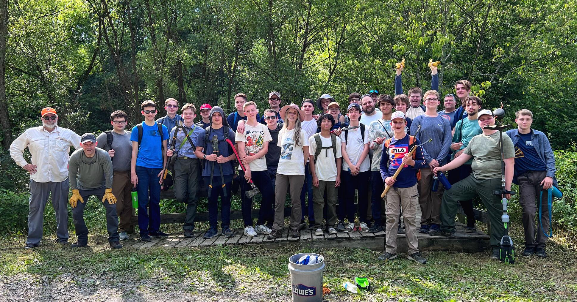 Volunteers pitch in at birding, nature center - Vimarsana News