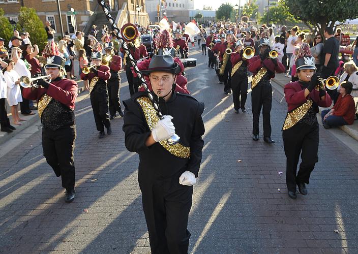 Slideshow Woodrow Wilson Homecoming Parade News Register Herald Com
