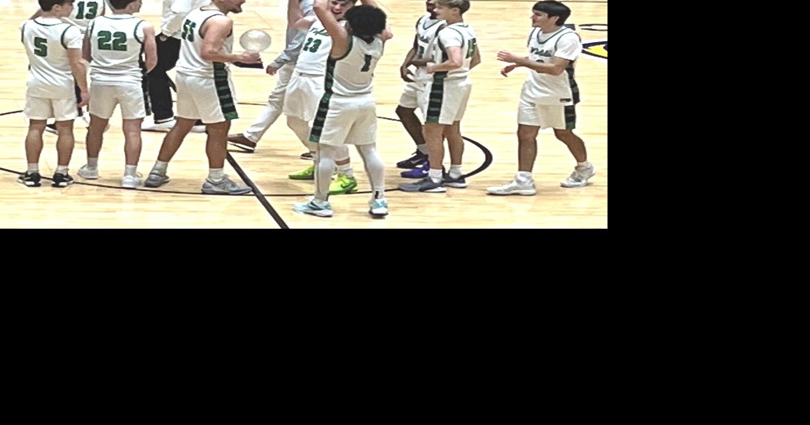 Little General Battle for the Armory: Winfield pulls away, beats Charleston Catholic for Pepsi Division championship