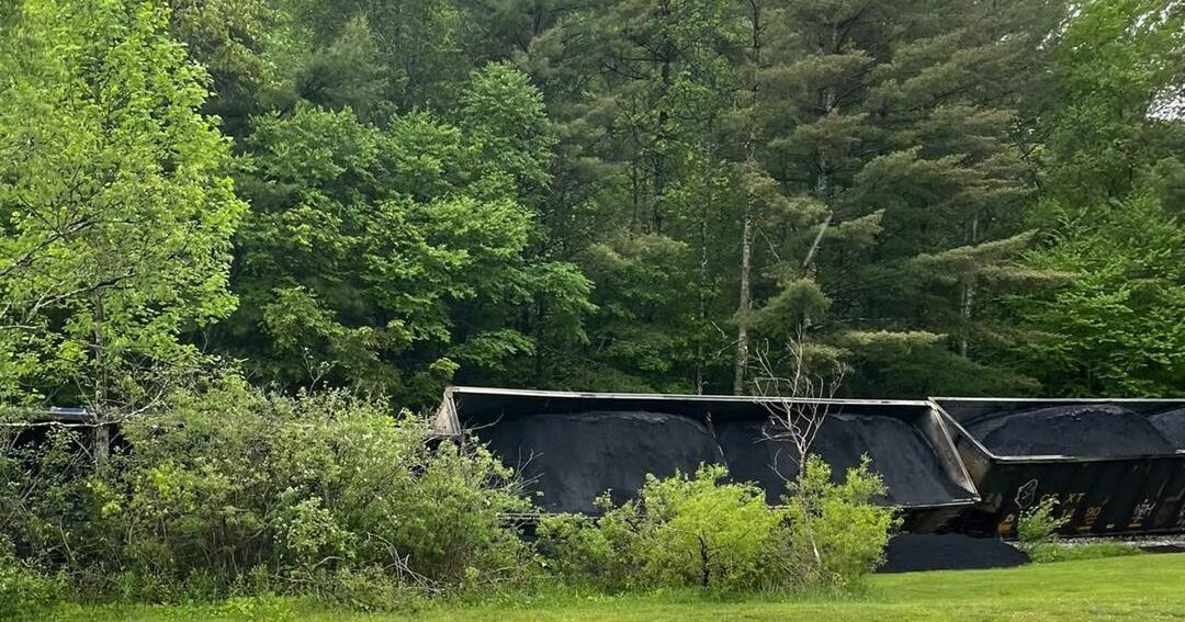 CSX train derails loaded coal cars after bridge collapse on Piney Creek ...