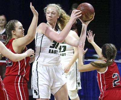 Wyoming East Center Saunders Verbally Commits To Tennessee