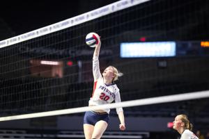 Prep volleyball state tournament: Oak Glen eliminates Patriots, Mavericks
