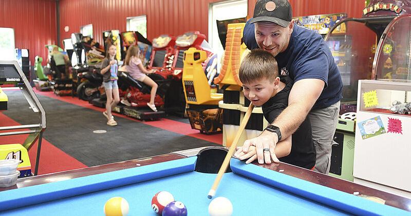 Das neue Unterhaltungszentrum umfasst Arcade-Spiele und Partyräume – Beckley Register-Herald Das neue Unterhaltungszentrum umfasst Arcade-Spiele und Partyräume – Beckley Register-Herald