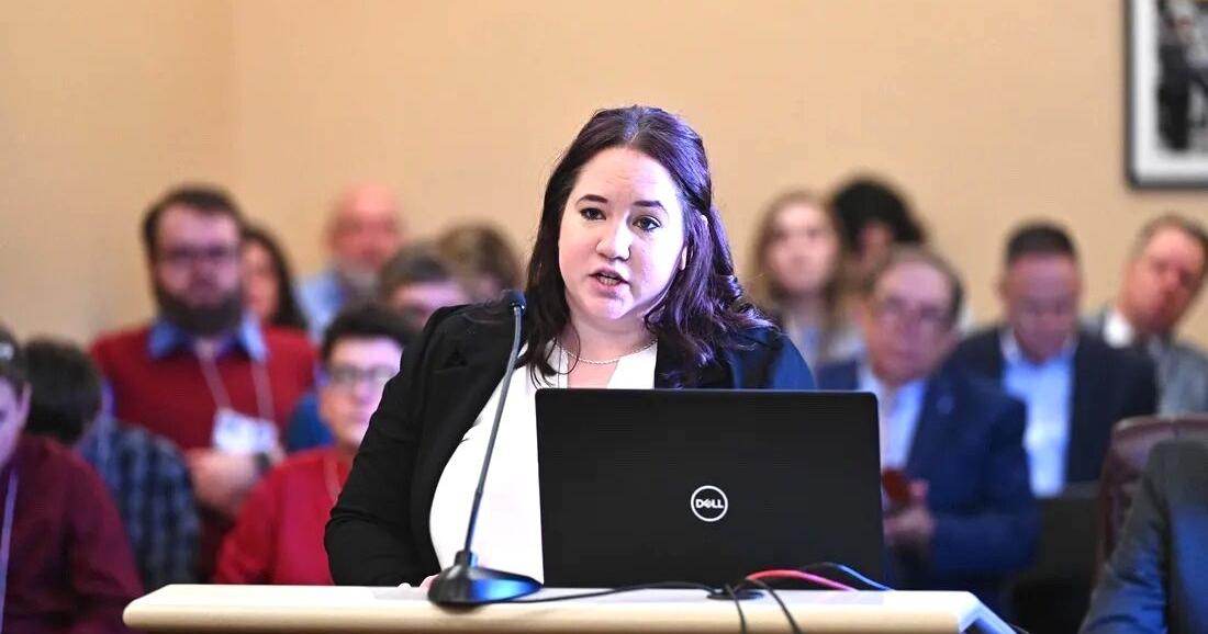 College students back bill aimed at ending campus hunger in W.Va. - Vimarsana News