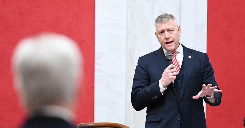 Senate says WV law enforcement must notify ICE if they’ve identified an undocumented immigrant