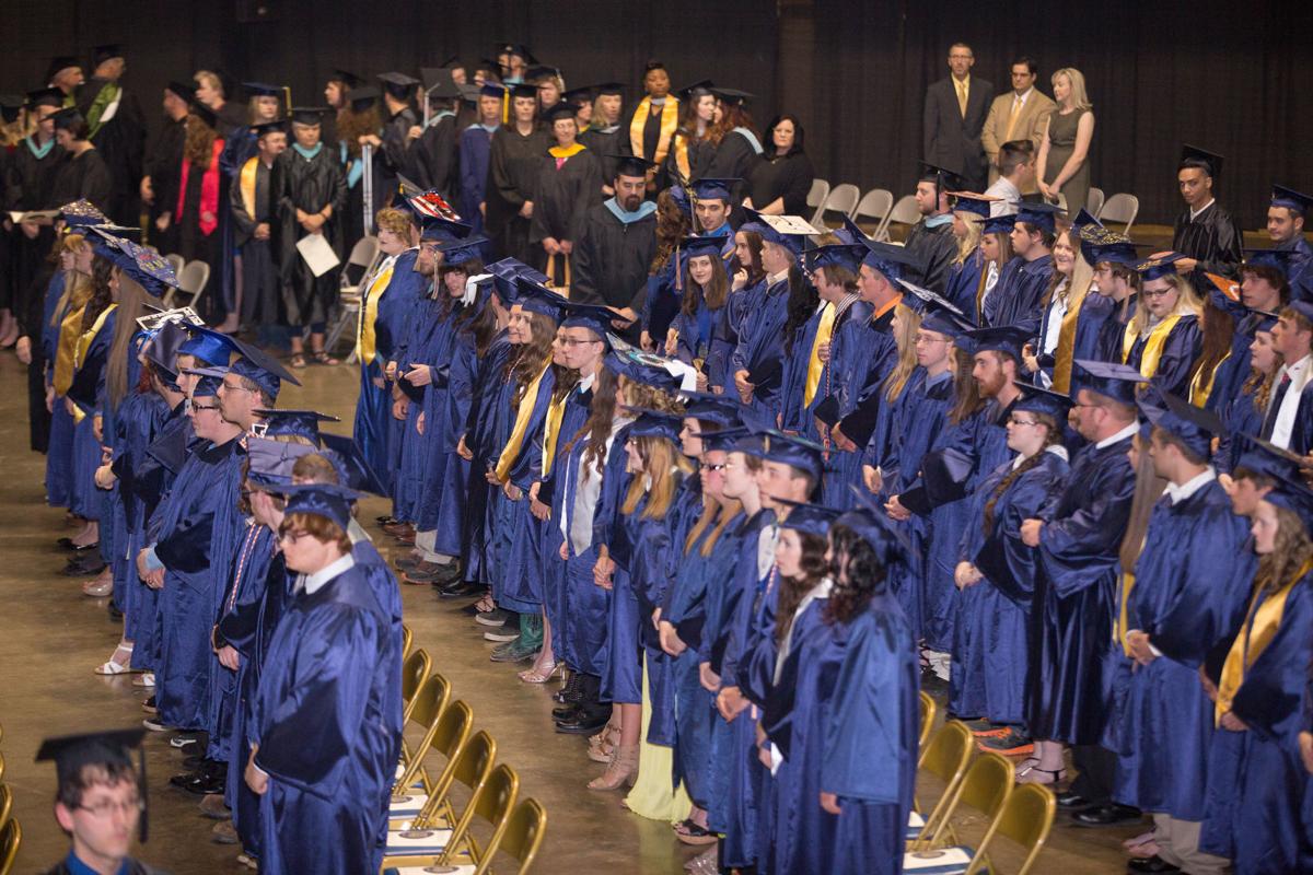 Shady Spring principal takes responsibility for short graduation