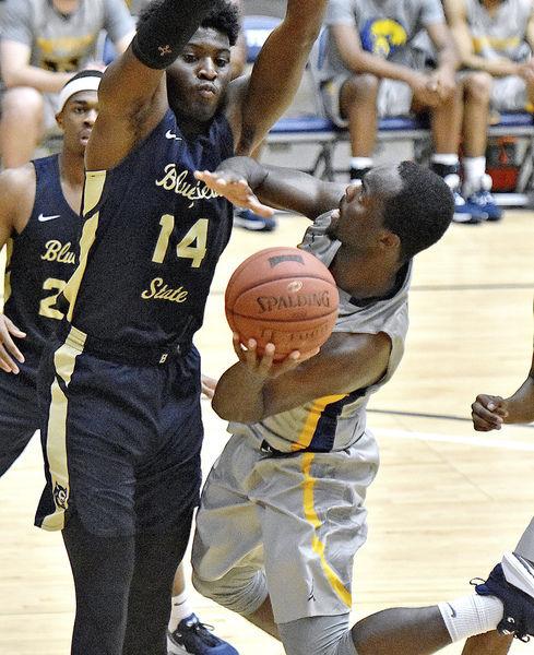 Tech Men Defying The Odds College Sports Register Herald Com