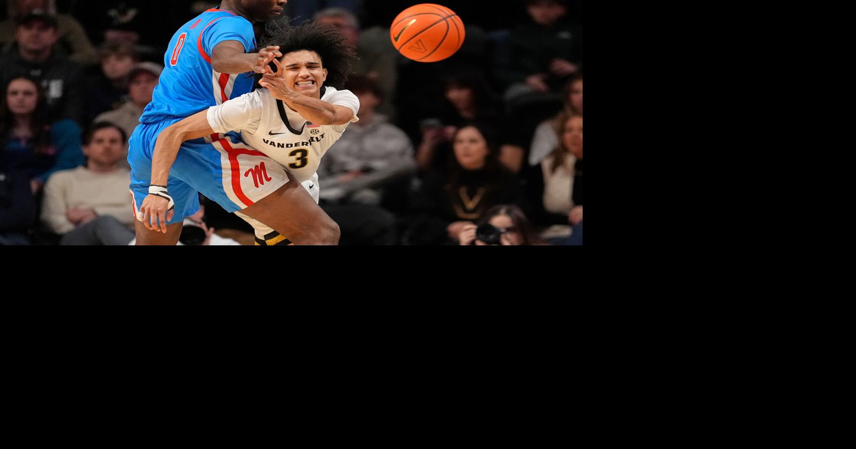 No. 18 Vanderbilt survives Ole Miss 71-68 in game moved because of storm