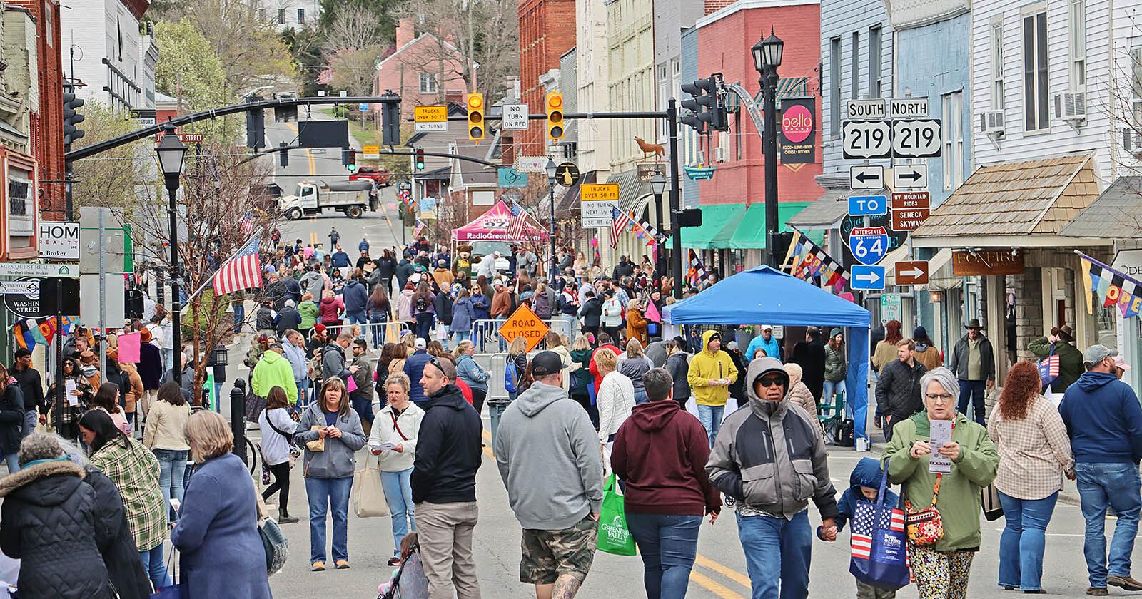 PHOTOS: Lewisburg Chocolate Festival - Vimarsana News