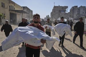 Israeli strikes kill at least 25 in Gaza and Huckabee makes first appearance as US ambassador