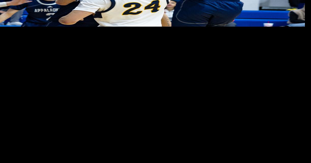 WVU Tech men hold on to beat Brescia; Bearcats women roll in fourth quarter