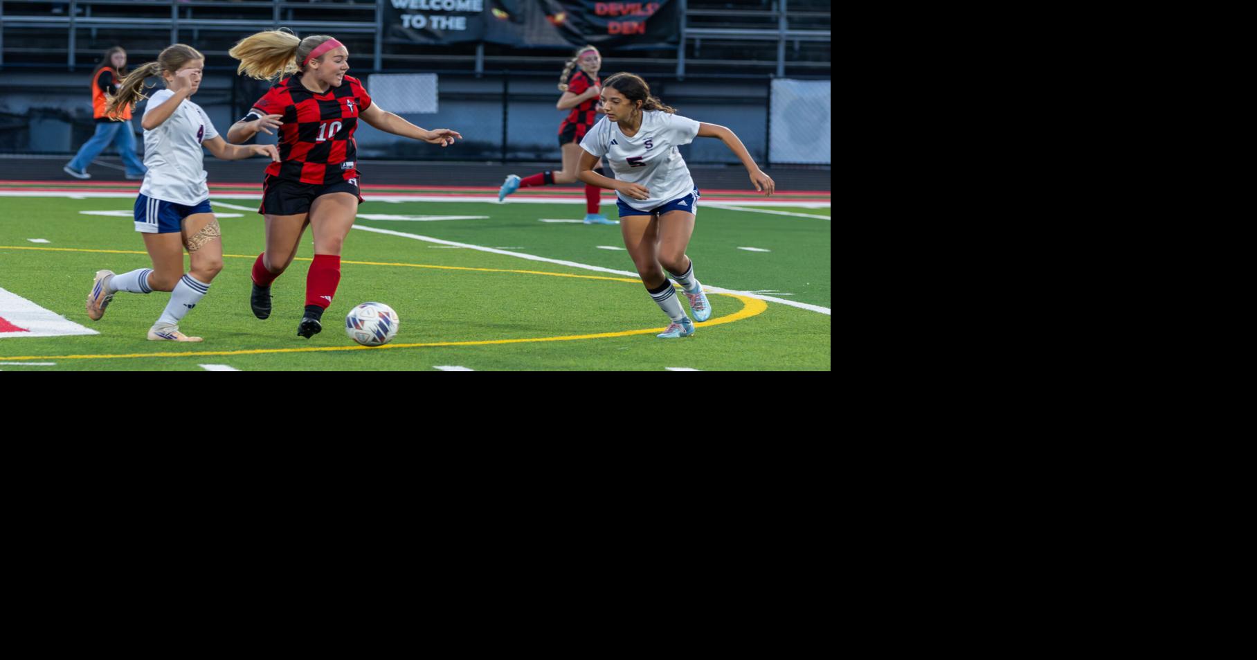 Girls prep soccer: Hat trick for Holly, Red Devils win away from states