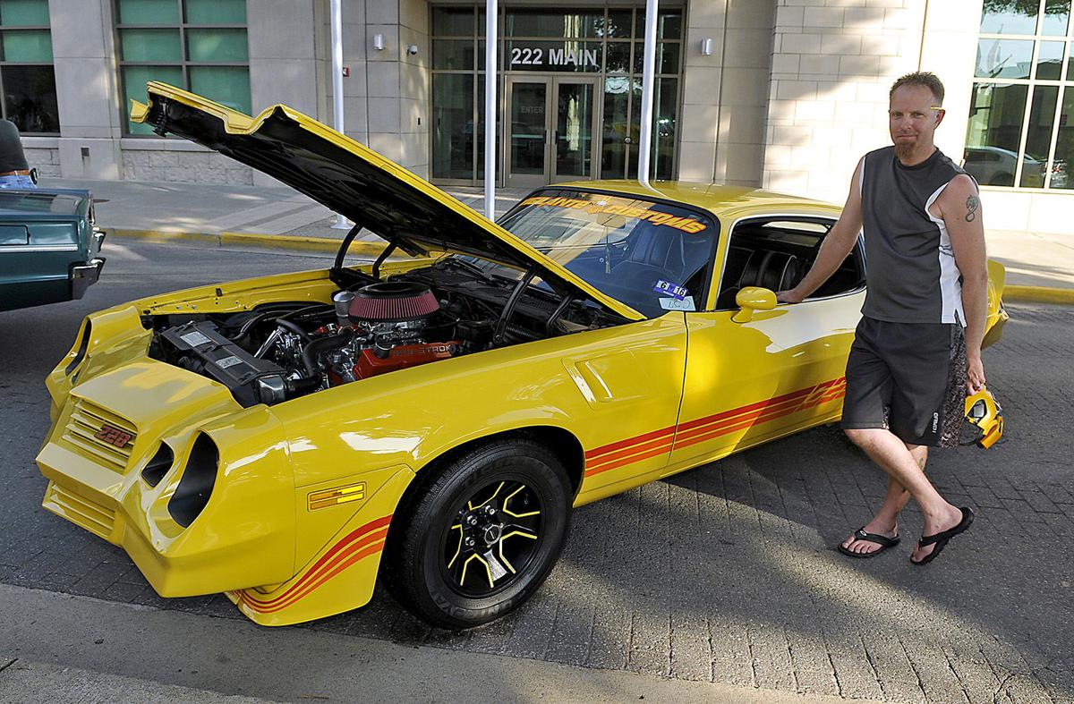 PHOTOS Beckley's Uptown DriveIn Car Show News