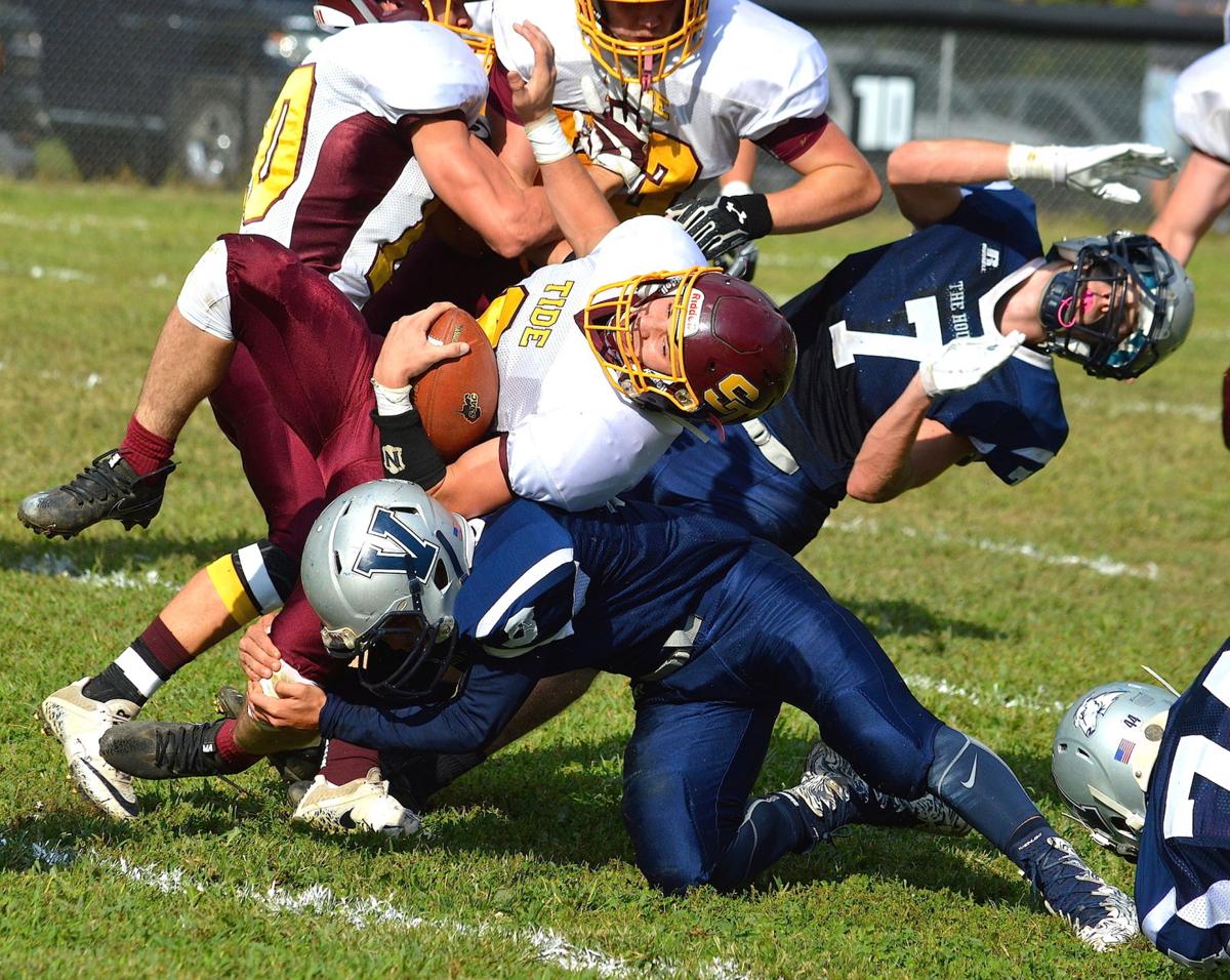 Tide rolls over Greyhounds Sports