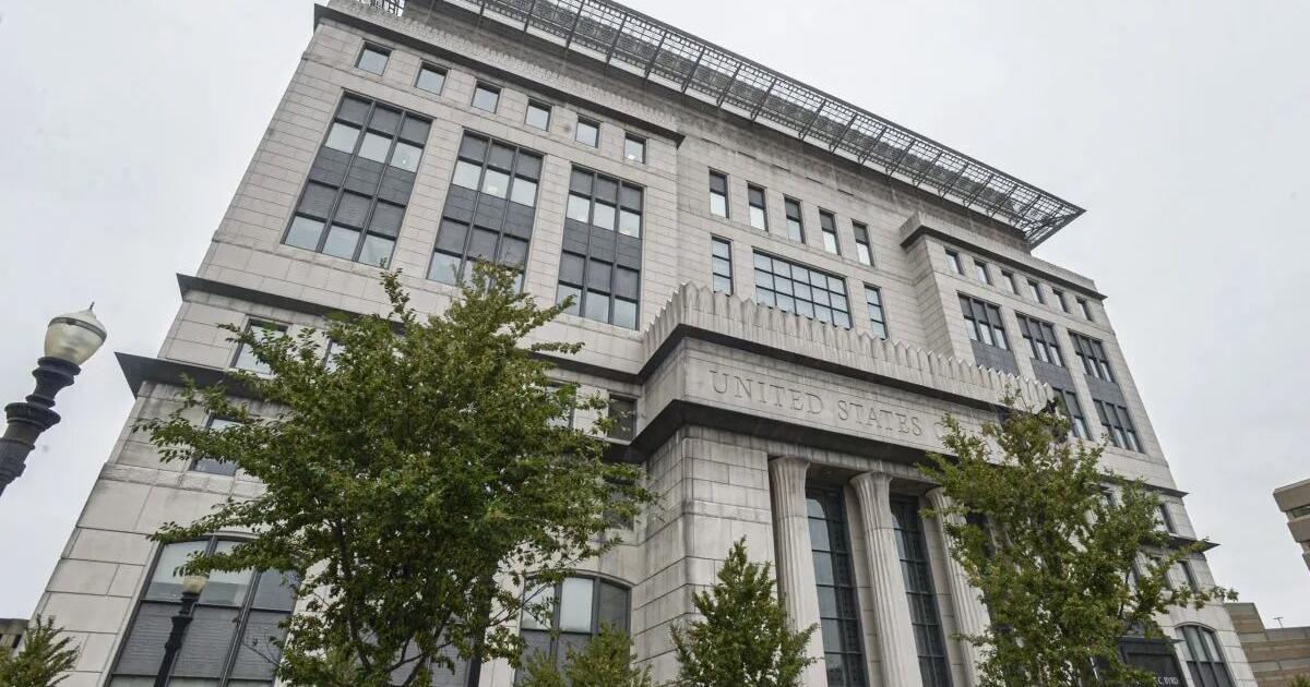 Appeals court again revives foster care lawsuit alleging West Virginia is failing kids