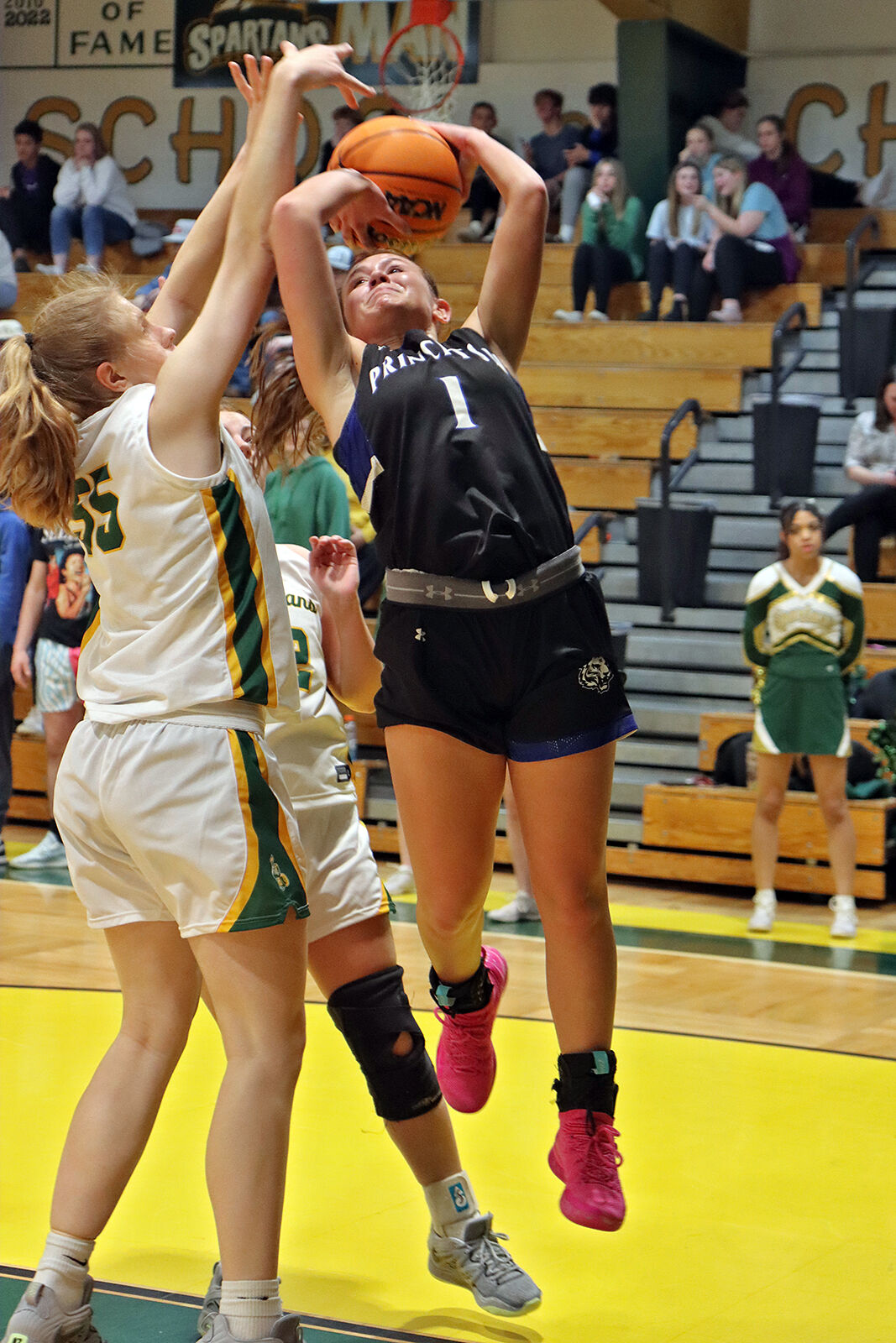 Girls prep basketball: Spartans defeat Warriors to win holiday tournament