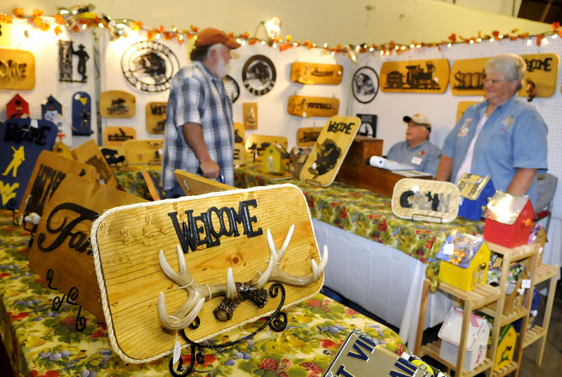 Thousands flock to second day of Arts and Crafts Fair News register