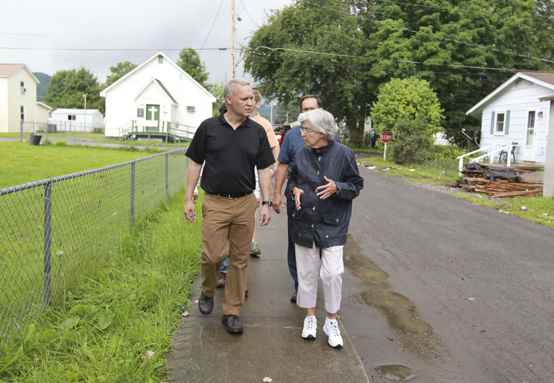 Speaker tours Rainelle News