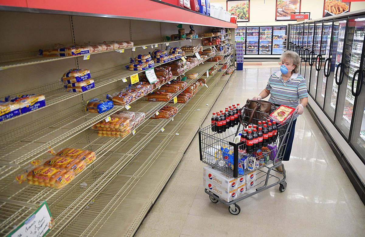 Goodson's Supermarket limits customers to 10 at one time News