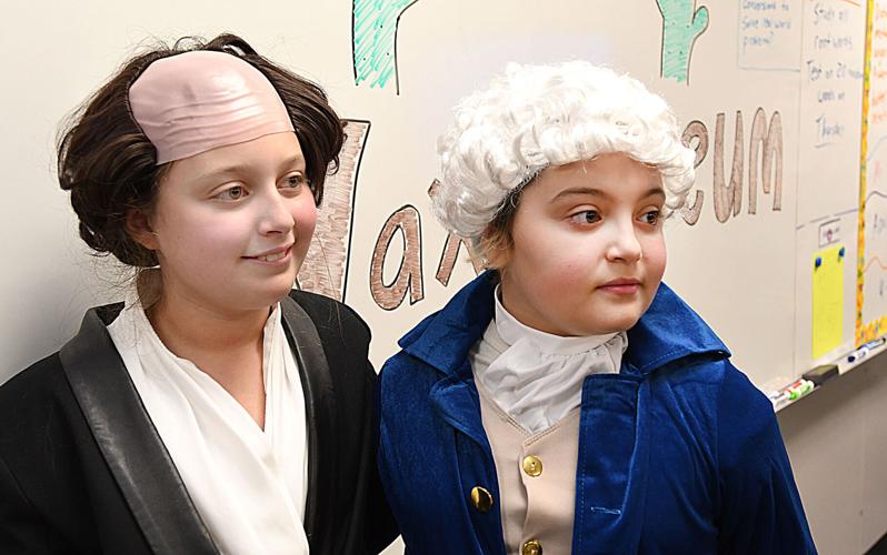 New Lenox school holds living wax museum – Shaw Local