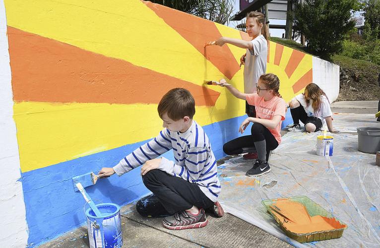 Ridgeview Elementary students use art to help tackle drug ...