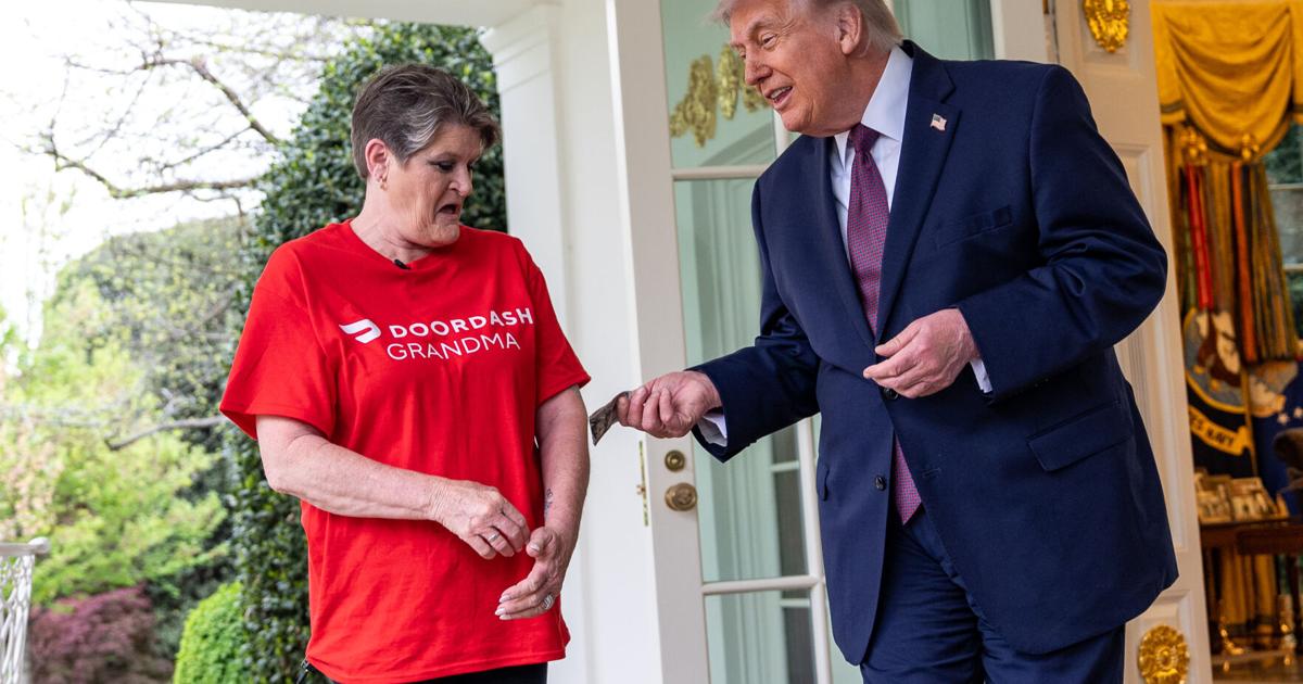 Trump tips DoorDash driver $100 for delivering McDonald's to Oval Office