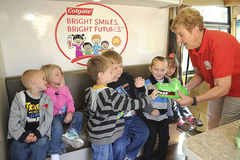 Colgate Bright Smiles Dental Van Checks Up On Head Start Students News Register Herald Com
