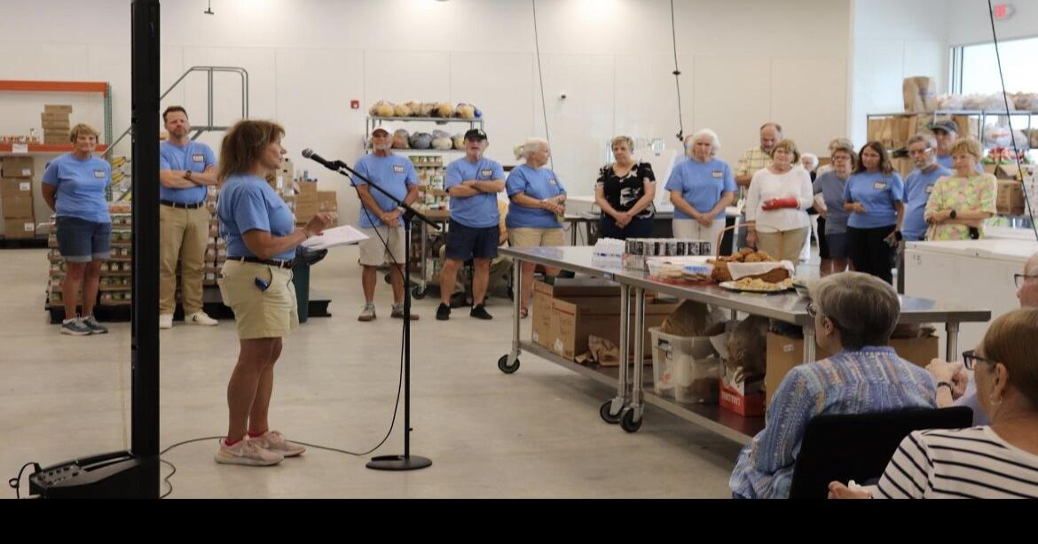 Zionsville Food Pantry celebrates grand opening of new facility Local