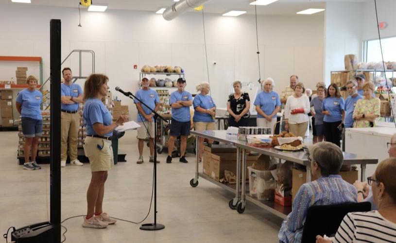 Zionsville Food Pantry celebrates grand opening of new facility Local
