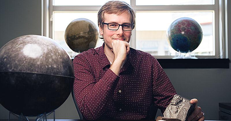 Planetary scientists use physics and images of impact craters to gauge thickness of ice - Vimarsana News