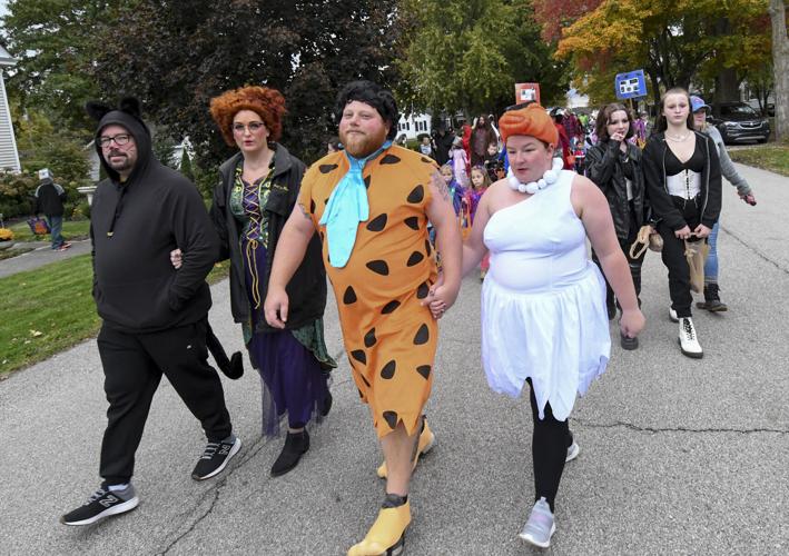 Thorntown celebrates 65th annual Halloween parade Local News
