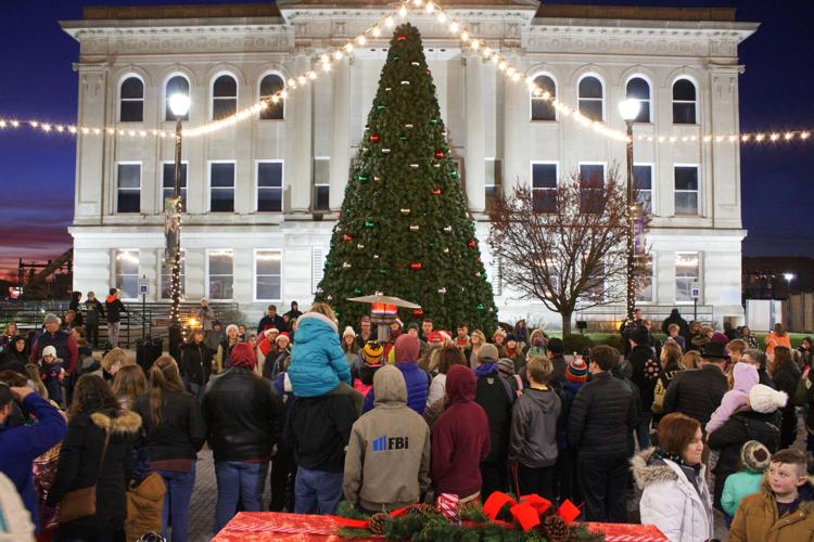 Newberry Christmas Parade 2022 Lebanon Preps For Christmas On The Square | Local News | Reporter.net