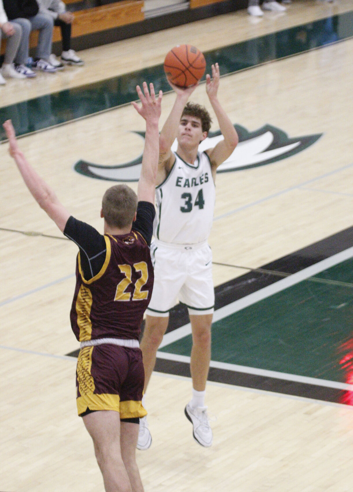 Zionsville Boys Basketball Team’s Remarkable Comeback Victory Over Brebeuf Jesuit: Maguire Mitchell Scores 32 Points