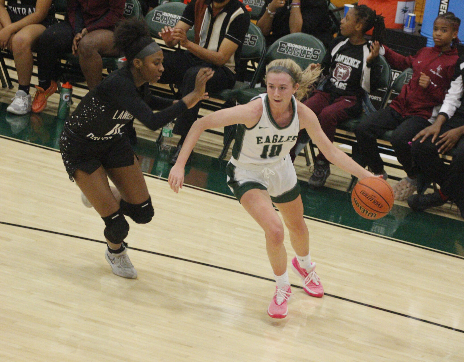Zionsville girls basketball team falls behind in the first quarter, but valiant comeback falls short against Lawrence Central