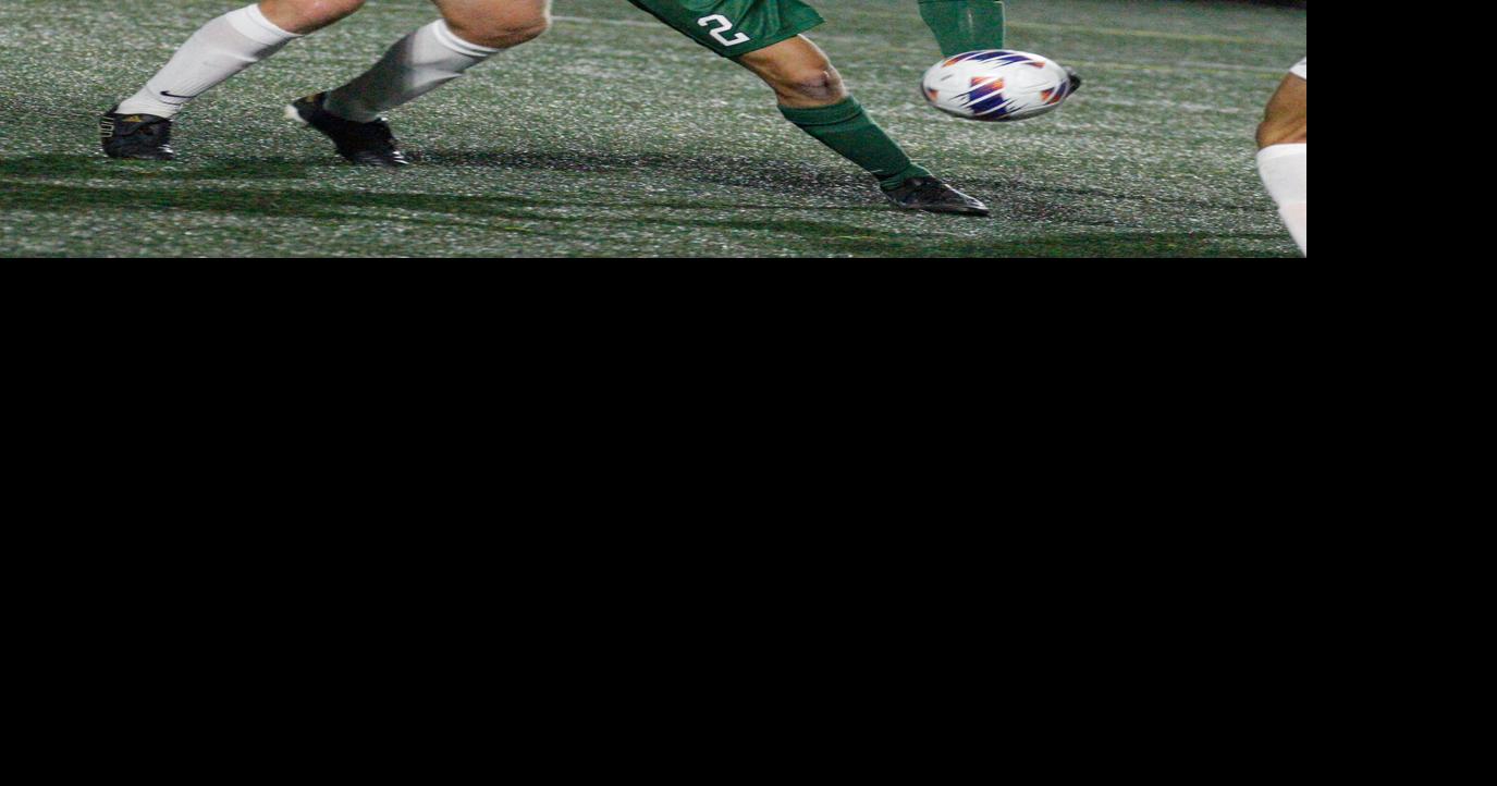 Carmel tops Zionsville in soccer sectional Sports