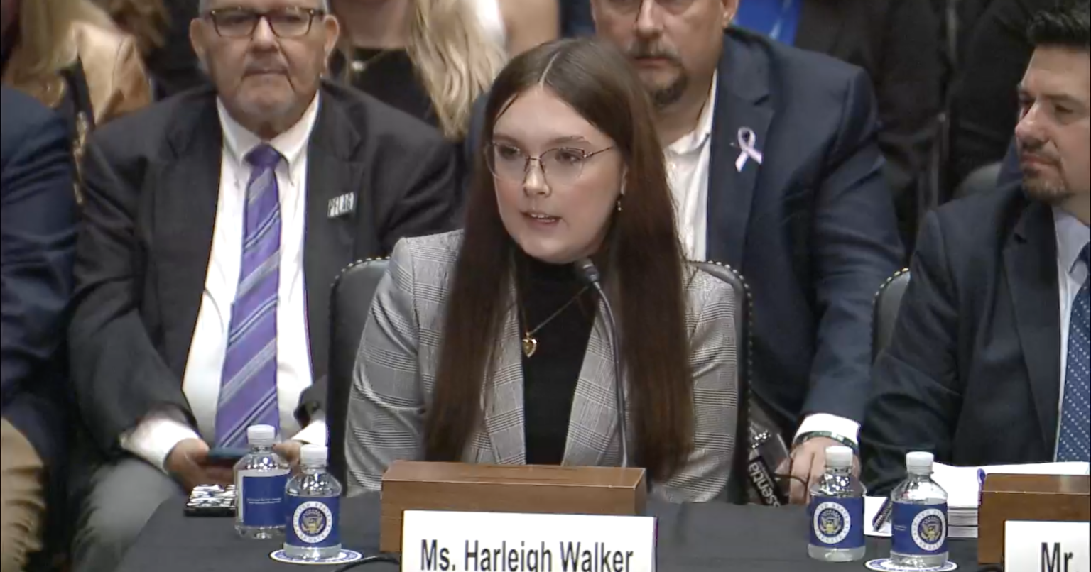 U.S. Senate panel examines how states target trans kids - Vimarsana News