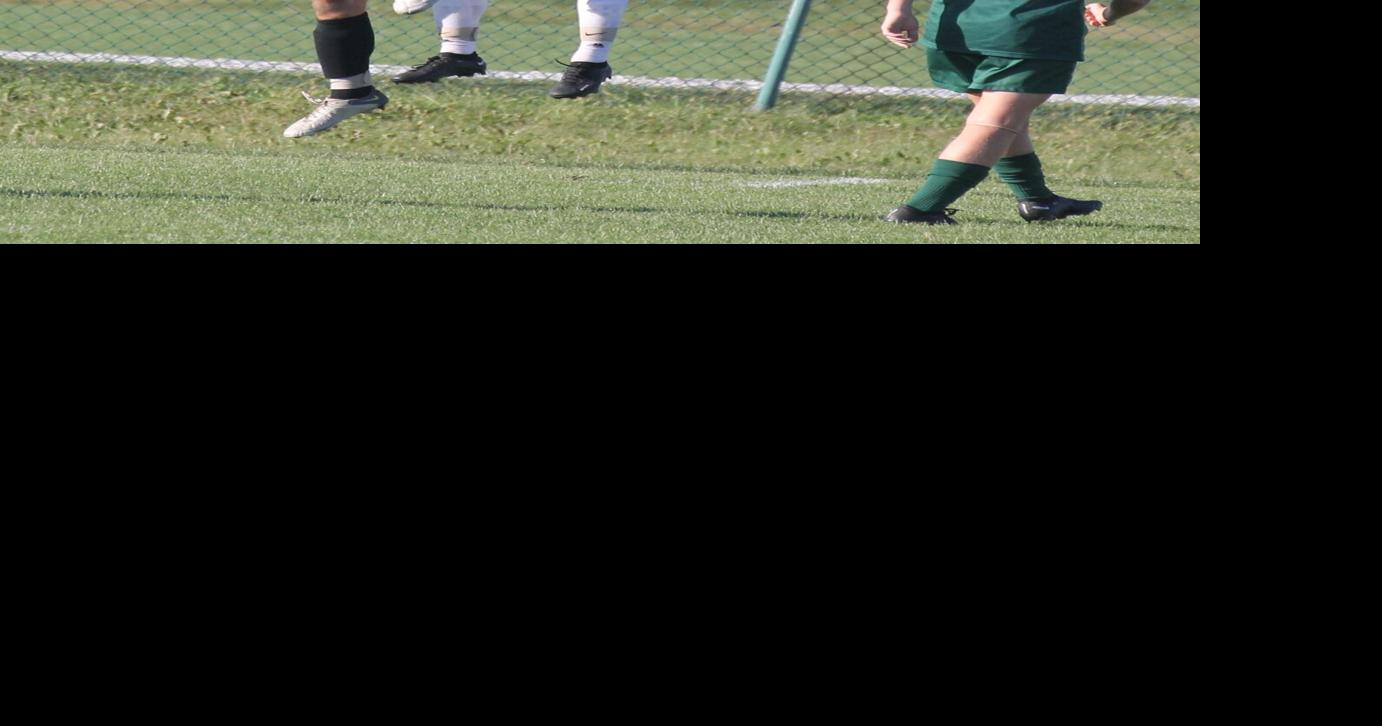 Zionsville picks up two wins at Classic Sports