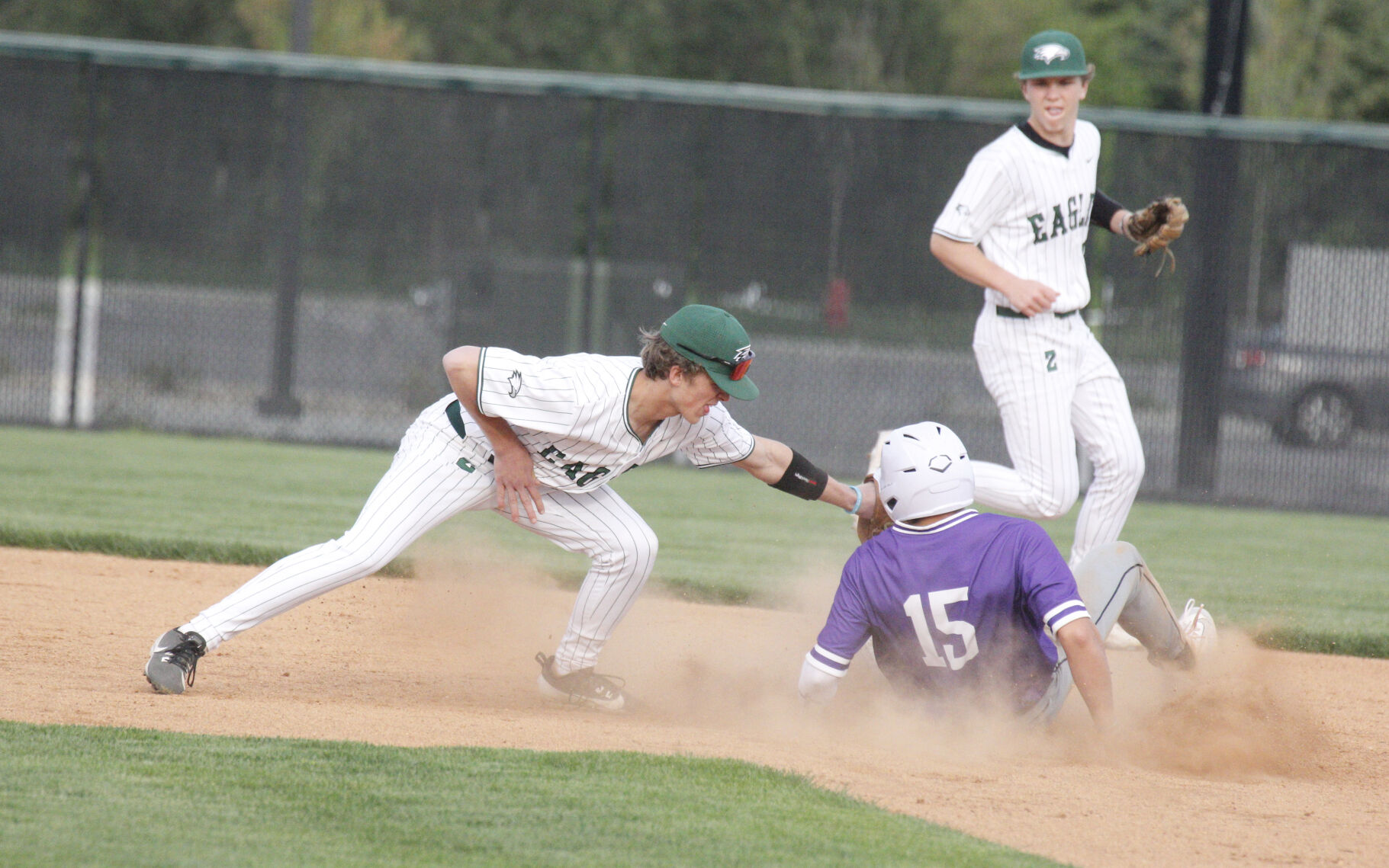 Zionsville Baseball Dominates Bulldogs with Stellar Pitching and Strong Batting Performance