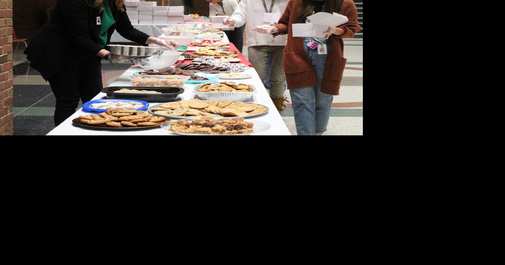 Zionsville PTO hosts annual cookie walk Local News