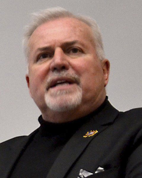 Lebanon Schools superintendent announces retirement