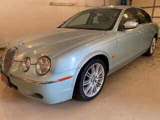 2008 Jaguar S-type V6 This car is