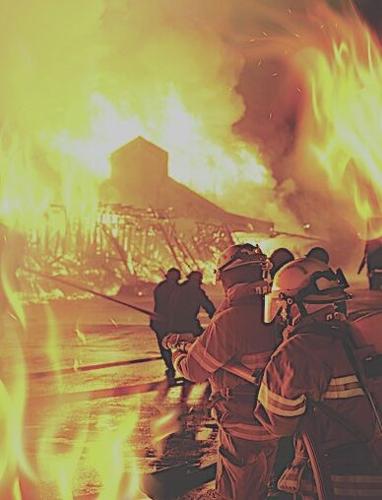 Idaho Falls Fire Department responds to blaze near residences | Idaho ...