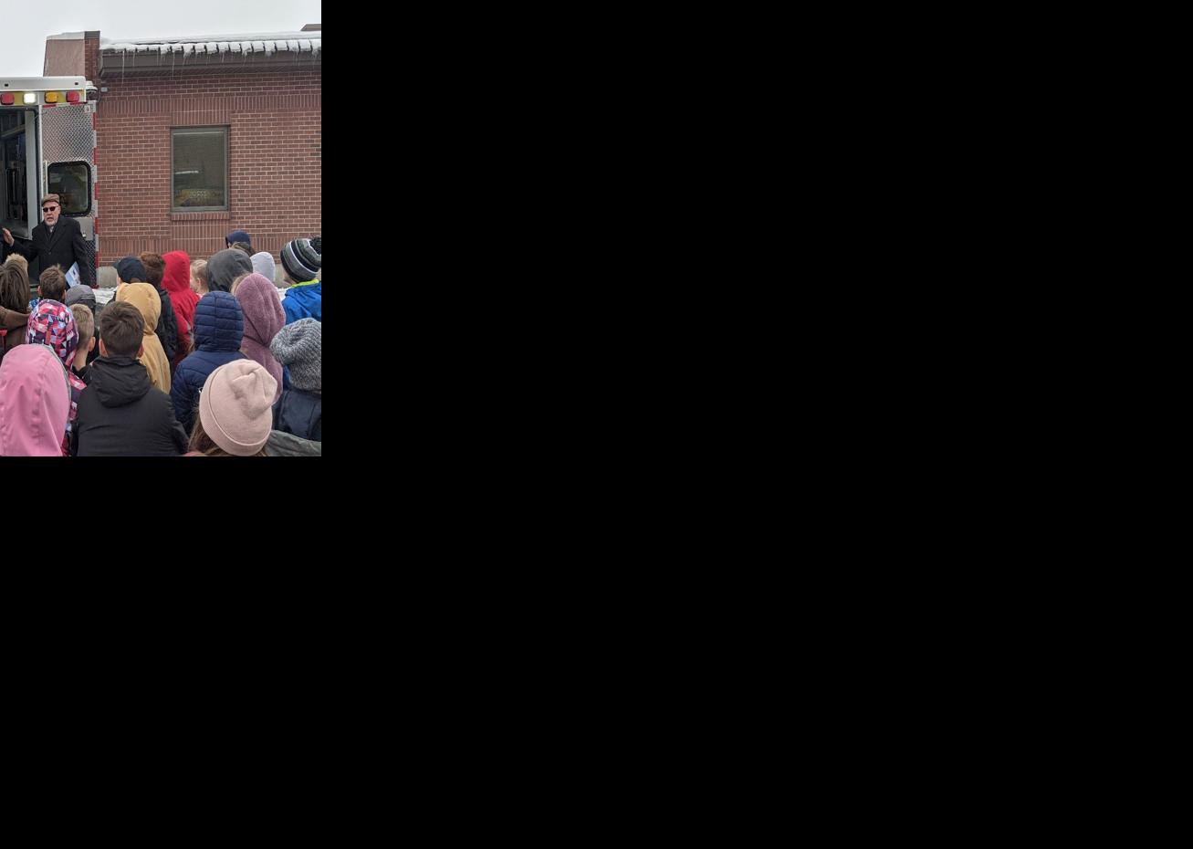 Rexburg Mayor Jerry Merrill teaches third graders about city operations