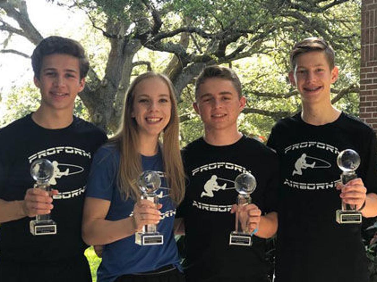 Rexburg Duo Wins Double Dutch Pairs At World Jump Rope Championship Sports Rexburgstandardjournal Com