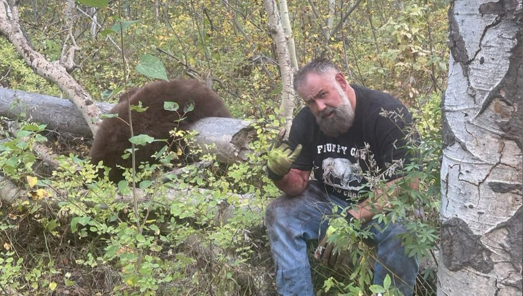 Man sentenced, banned from hunting for life after illegal bear and elk guiding scheme
