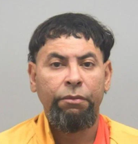 Felon charged with aggravated assault after pointing handgun at 3 people