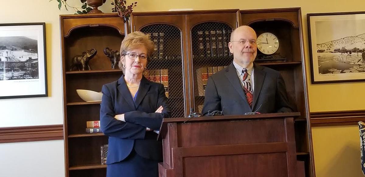 Burgoyne pitches bill to help students pay for college ...