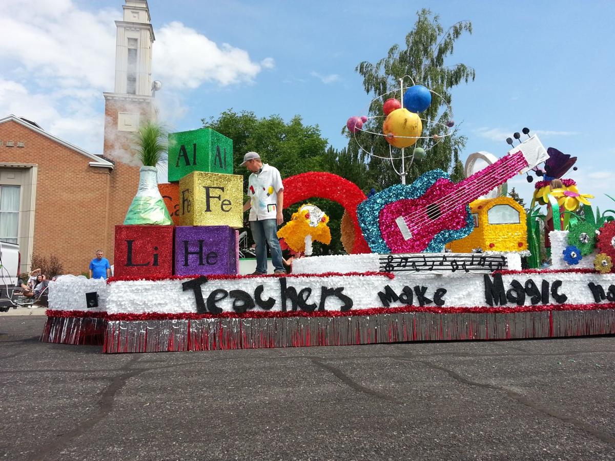 Pioneer Day Parade Showcases Fleet Of Floats Idaho Rexburgstandardjournal Com